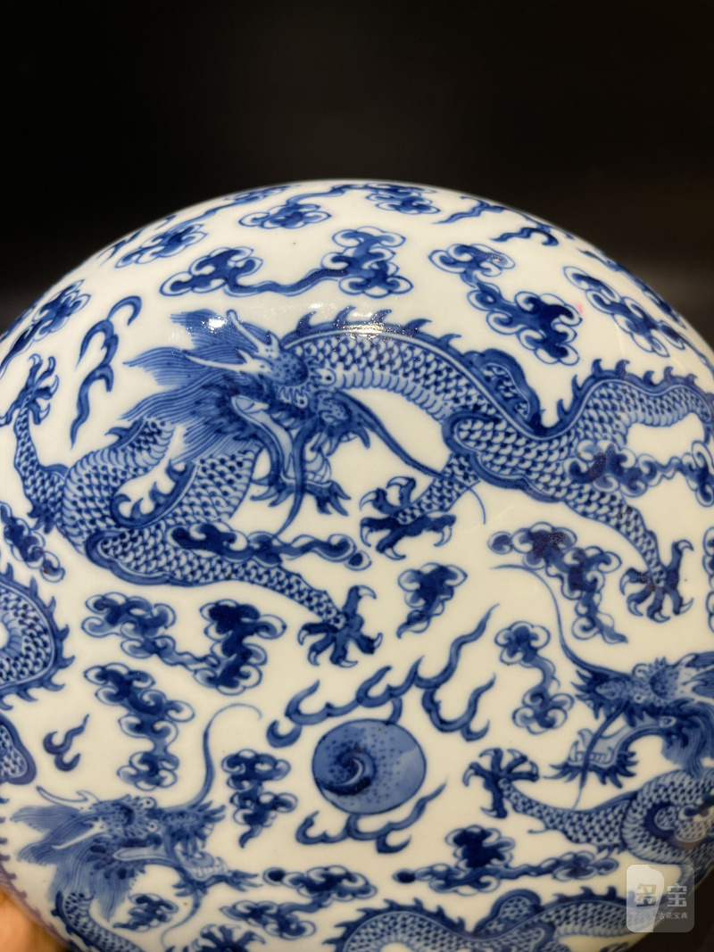 清晚期 青花云龙戏珠纹捧盒 - 图7